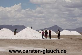 Salzberge Salar Uyuni -- Carsten Glauch - fahrradtour Südamerika - Bolivien.JPG